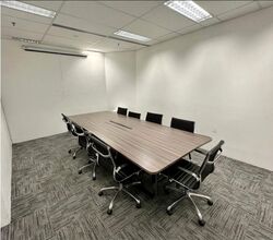 Robinson 112 (D1), Office #528916371